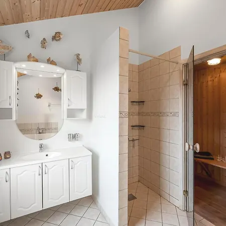 With And Sauna, Just 200 Meters From The North Sea, * Frostrup