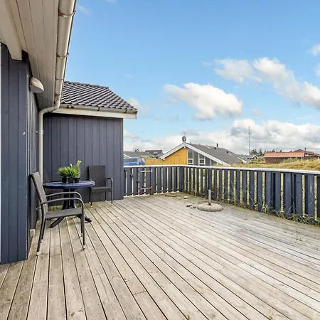 בית נופש With And Sauna, Just 200 Meters From The North Sea