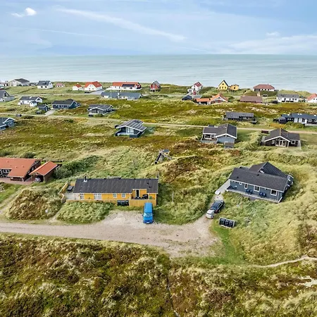 With And Sauna, Just 200 Meters From The North Sea בית נופש